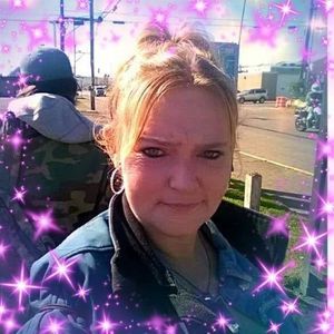 Meet your Posher, Faye